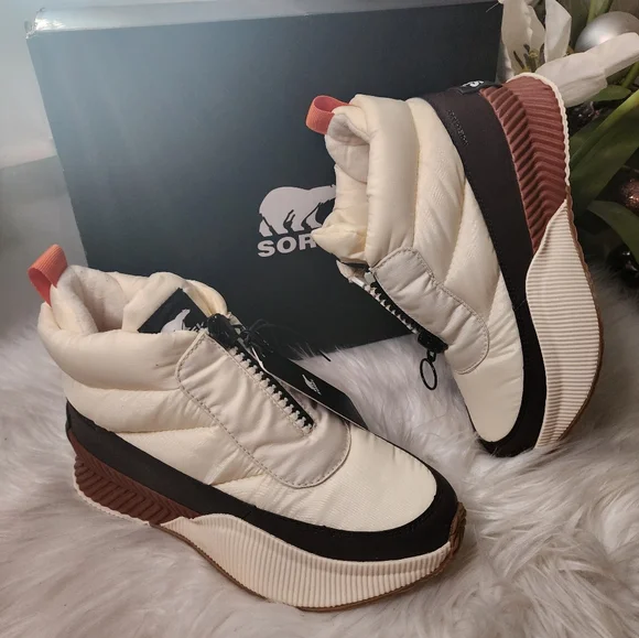 Sorel Women's Out 'N About Puffy Zip Waterproof Boot new - Picture 1 of 9